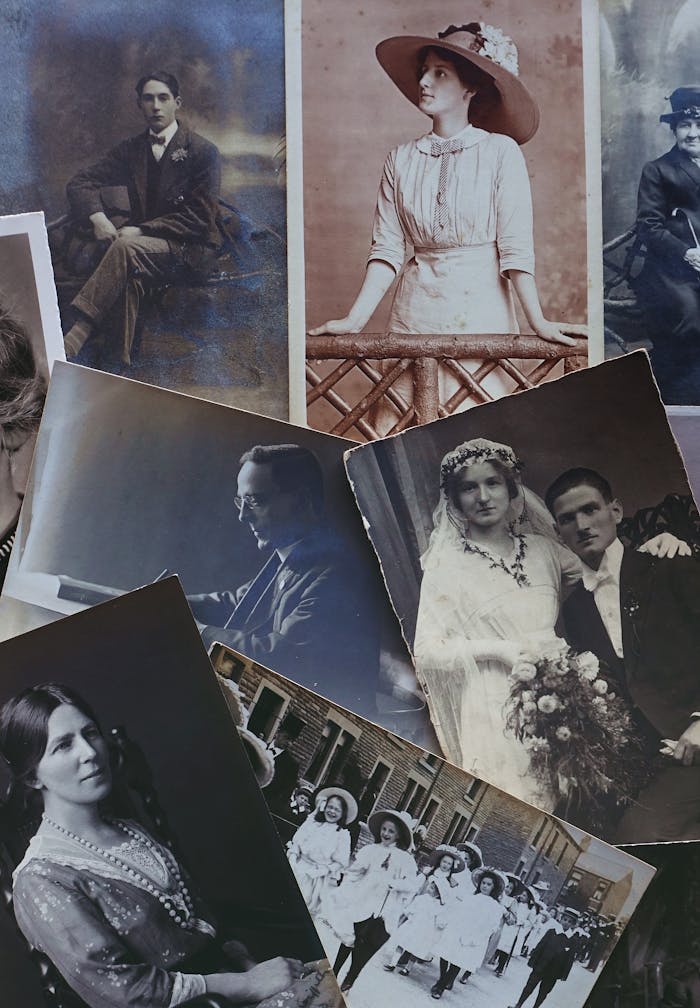 services-04 A unique collection of vintage portraits depicting early 20th-century fashion and lifestyle.